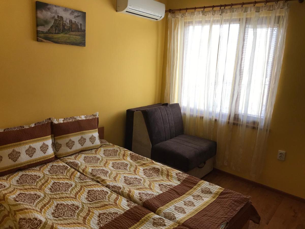 בלוגראדצ'יק Guesthouse Elena מראה חיצוני תמונה